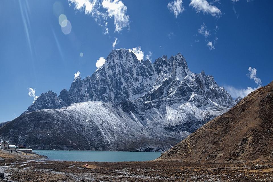 Cho La Pass Trek